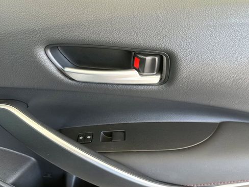 Used 2023 Toyota Corolla SE w/ SE Package image 20