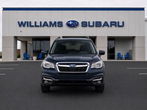 Used 2017 Subaru Forester 2.5i Premium AWD/4WD image 2