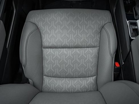 Used 2025 Toyota Tundra Limited image 35