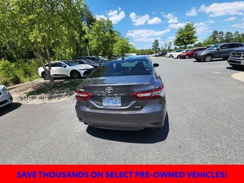 Used 2018 Toyota Camry XLE w/ Driver Assist Package FWD image 14