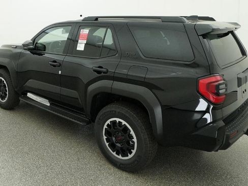 New 2026 Toyota 4Runner TRD Off-Road Premium AWD/4WD image 16