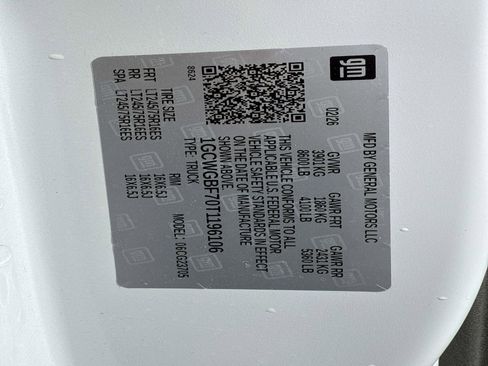 New 2026 Chevrolet Express 2500 Extended w/ Driver Convenience Package RWD image 37