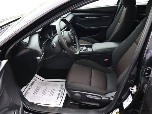 Used 2025 MAZDA MAZDA3 s FWD image 5