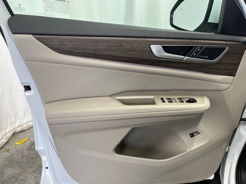 New 2026 Volkswagen Atlas SEL Premium R-Line image 9