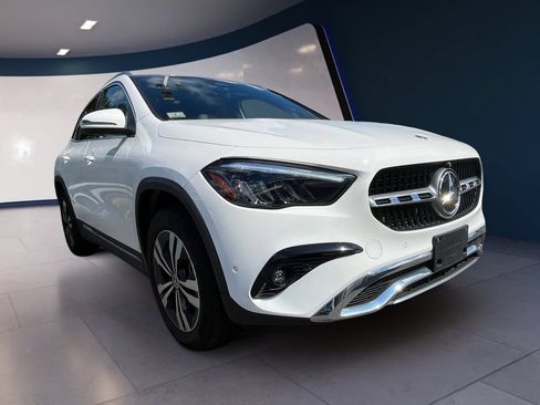 Certified 2026 Mercedes-Benz GLA 250 4MATIC image 7