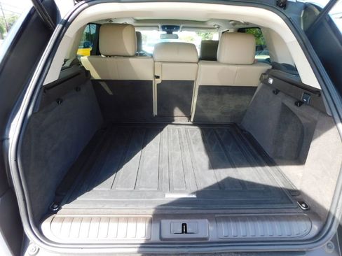 Used 2016 Land Rover Range Rover Sport HSE image 18