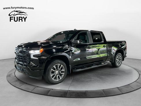 Used 2024 Chevrolet Silverado 1500 RST AWD/4WD image 7