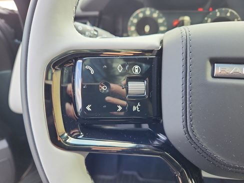 New 2026 Land Rover Range Rover Velar S image 19