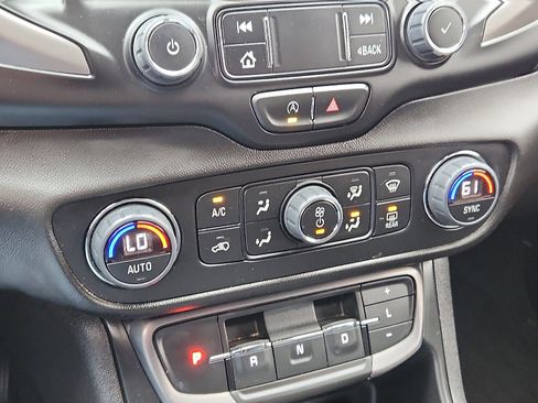 Used 2023 GMC Terrain AT4 image 16