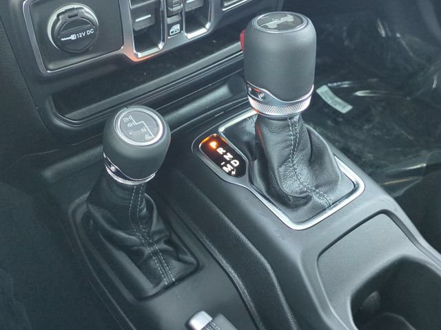New 2027 Jeep Wrangler Unlimited Sahara AWD/4WD image 25