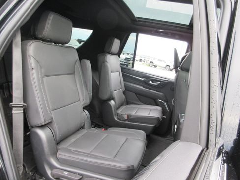 Used 2023 GMC Yukon Denali w/ Denali Reserve Package AWD/4WD image 28