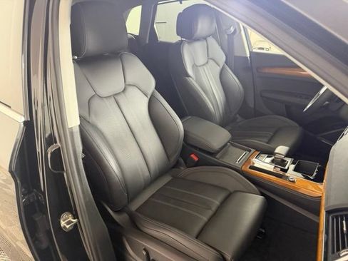 Certified 2023 Audi Q5 2.0T Prestige AWD/4WD image 25