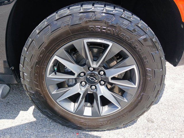 Used 2024 Chevrolet Tahoe Z71 w/ Luxury Package AWD/4WD image 61