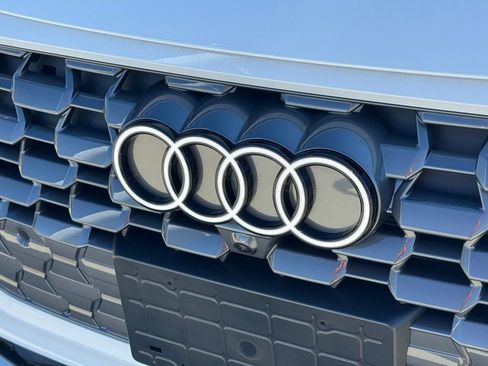 New 2025 Audi Q5 2.0T Premium Plus image 7