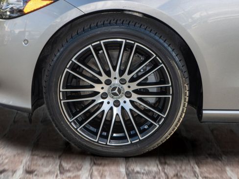 Used 2022 Mercedes-Benz C 300 Sedan w/ Exclusive Trim Package image 36