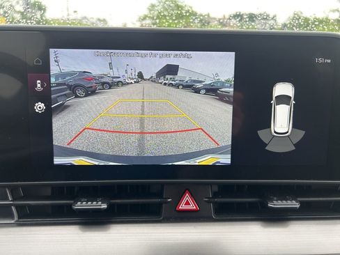 Used 2023 Kia Sportage EX FWD image 23