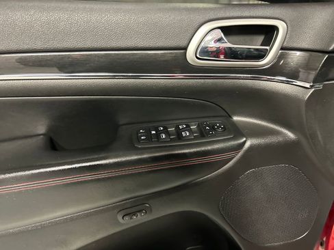 Used 2018 Jeep Grand Cherokee Trailhawk w/ Trailhawk Luxury Group image 14