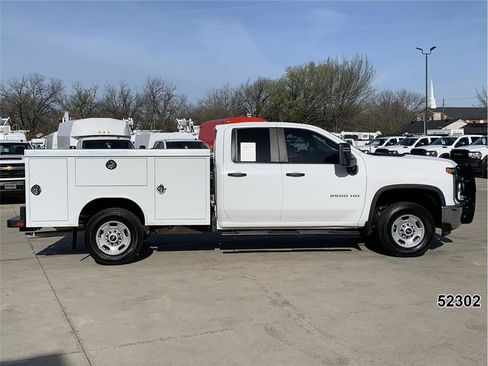 Used 2023 Chevrolet Silverado 2500 W/T w/ WT Convenience Package image 5