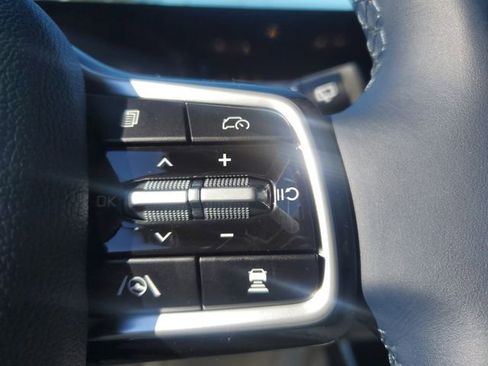 New 2026 Kia Carnival EX image 23