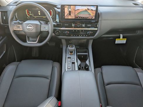 New 2026 Nissan Pathfinder SL FWD image 8
