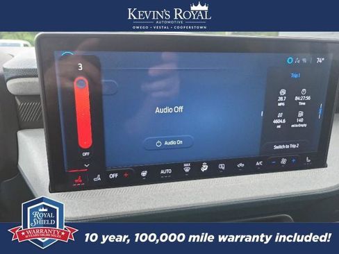 Used 2025 Ford Maverick XLT w/ XLT Luxury Package AWD/4WD image 11