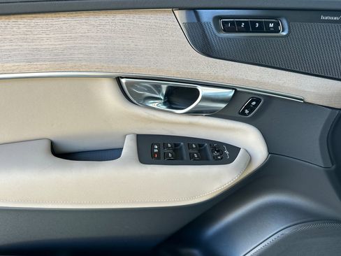 New 2026 Volvo XC90 T8 Plus image 9