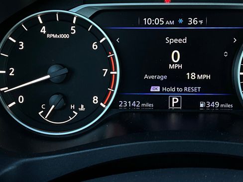 Used 2025 Nissan Altima 2.5 SV image 36