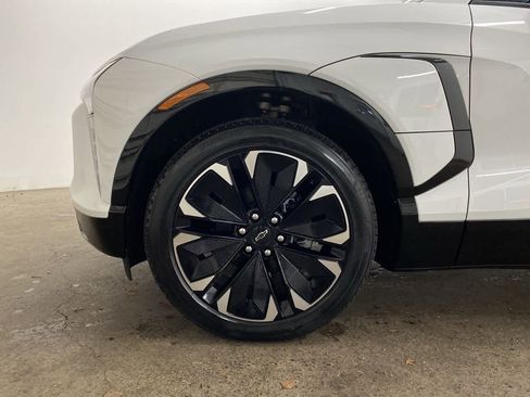 Used 2024 Chevrolet Blazer EV RS image 12