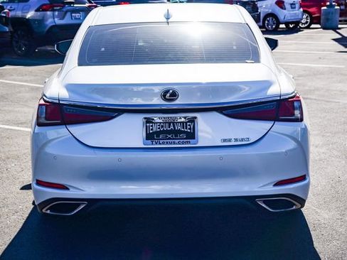 Used 2019 Lexus ES 350 w/ Premium Package image 5