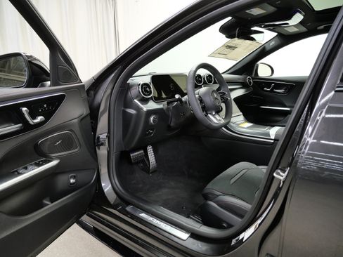 New 2026 Mercedes-Benz C 43 AMG 4MATIC Sedan image 8