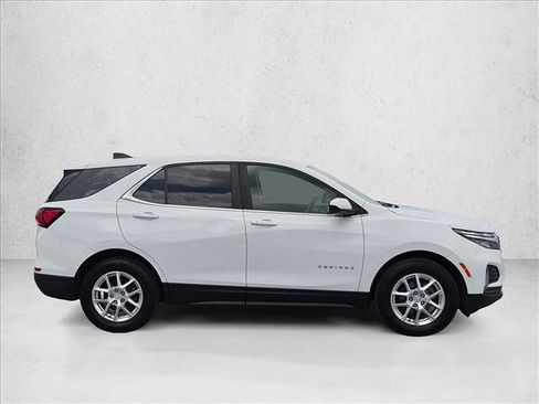 Used 2022 Chevrolet Equinox LT FWD image 4