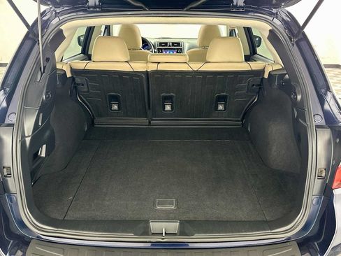 Used 2018 Subaru Outback 2.5i Limited AWD/4WD image 25