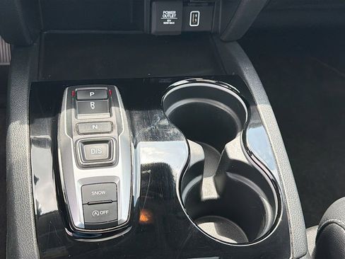 Used 2022 Honda Pilot Touring image 17