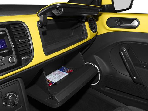 Used 2014 Volkswagen Beetle 2.5 image 15