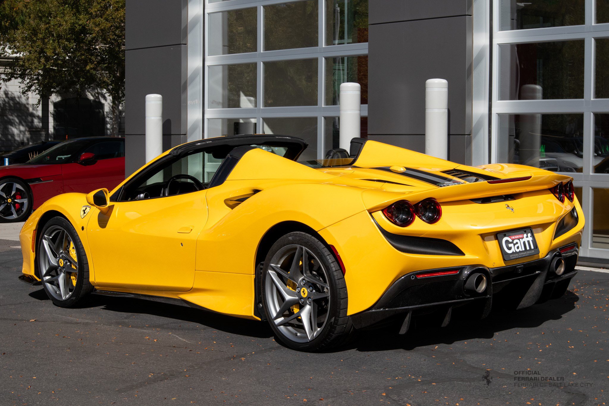 Used 2021 Ferrari F8 Tributo RWD image 3