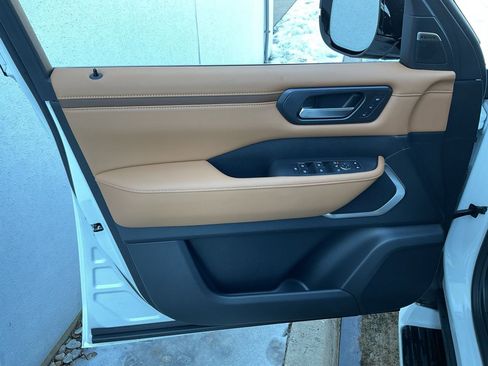 New 2026 Nissan Armada Platinum Reserve AWD/4WD image 12