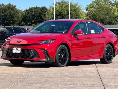 New 2026 Toyota Camry SE w/ Convenience Package FWD image 8