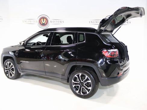 Used 2022 Jeep Compass Limited image 27