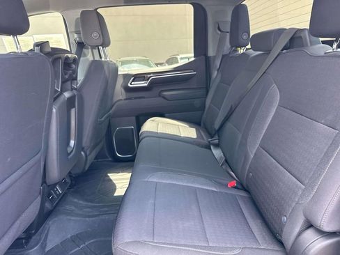 Used 2022 Chevrolet Silverado 1500 LT w/ Protection Package RWD image 11