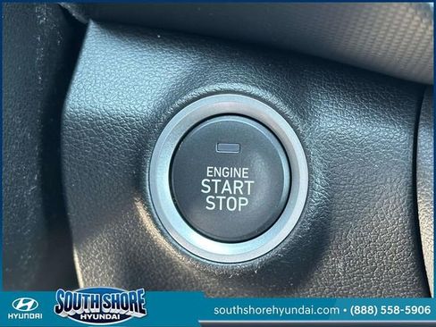 Certified 2021 Hyundai Kona SEL AWD/4WD image 25
