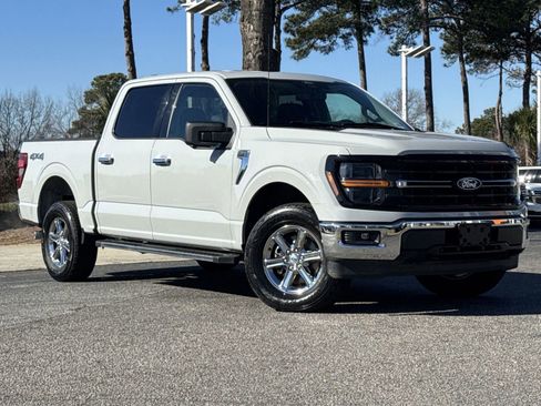 Used 2024 Ford F150 XLT image 2