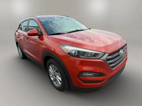 Used 2016 Hyundai Tucson SE w/ Option Group 02 FWD image 9