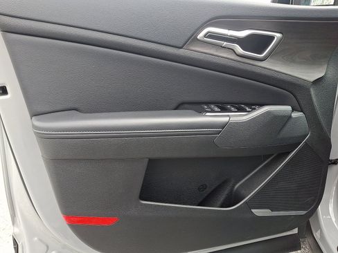 Used 2023 Kia Sportage X-Line w/ X-Line Premium Package image 12