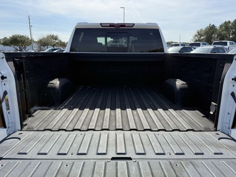 Used 2022 GMC Sierra 1500 AT4 w/ AT4 Premium Package image 31