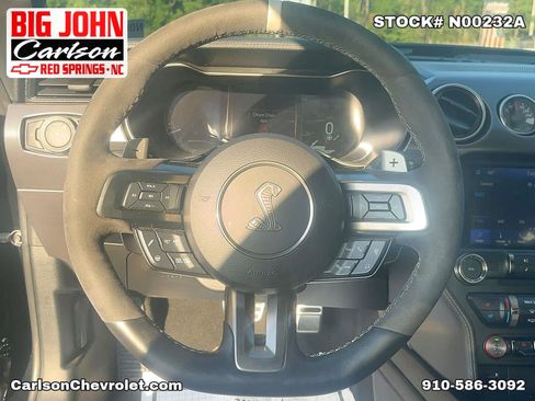 Used 2022 Ford Mustang Shelby GT500 w/ Technology Package RWD image 16