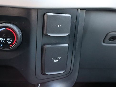 Used 2022 Ford F150 XL w/ Equipment Group 101A High AWD/4WD image 32