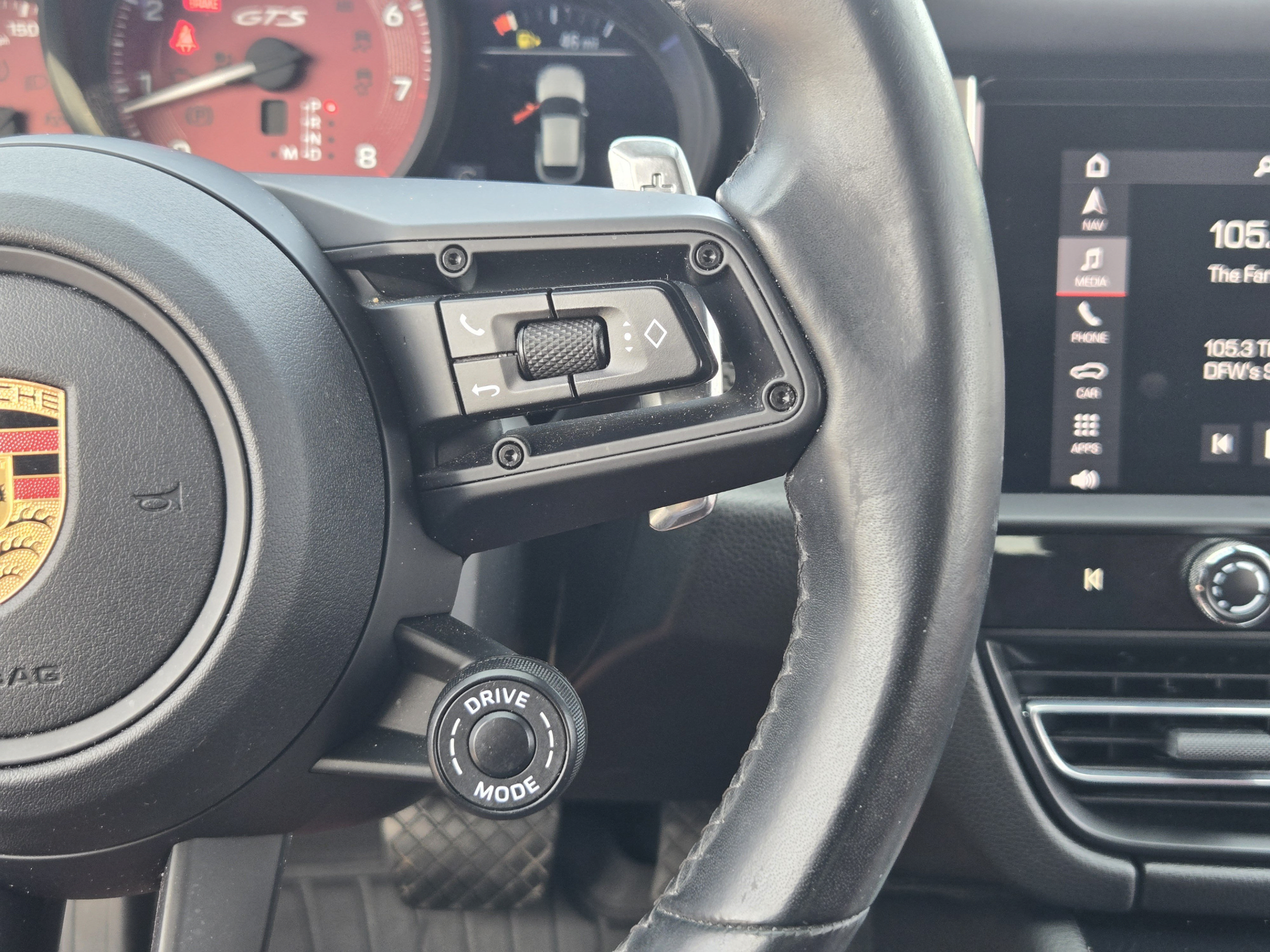Used 2022 Porsche Macan GTS AWD/4WD image 27