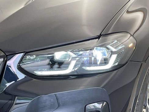 Used 2025 BMW X4 xDrive30i w/ Premium Package AWD/4WD image 10
