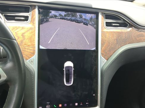 Used 2018 Tesla Model X 100D AWD/4WD image 15