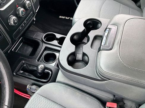 Used 2017 RAM 2500 Tradesman w/ Chrome Appearance Group image 16